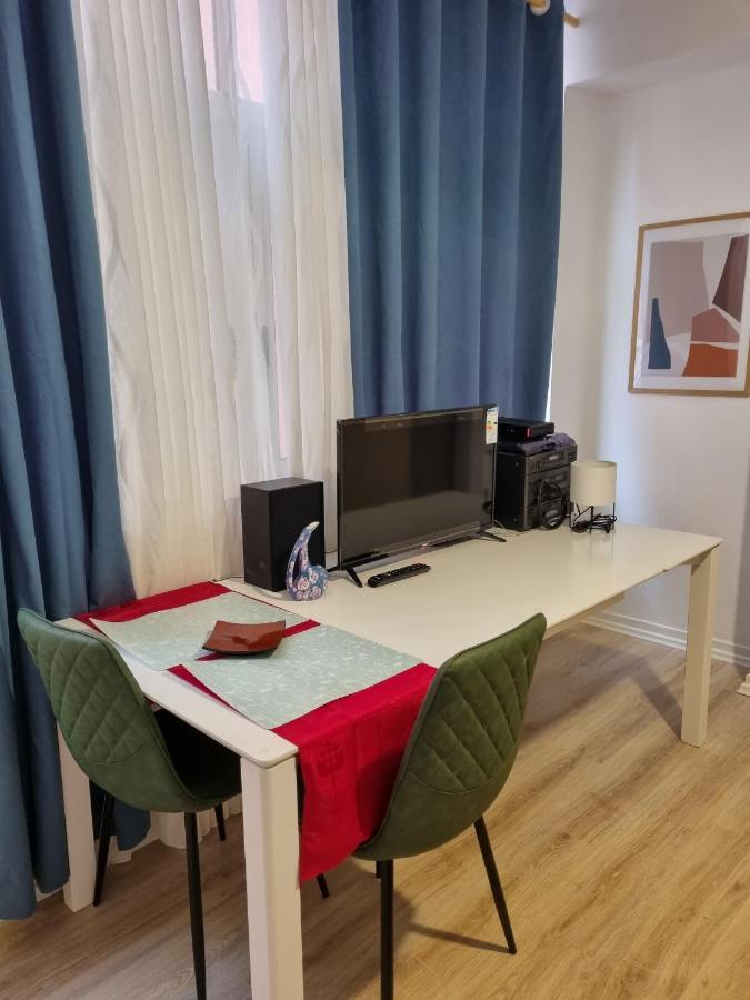 Cozy Apartment In City Center ティラナ エクステリア 写真