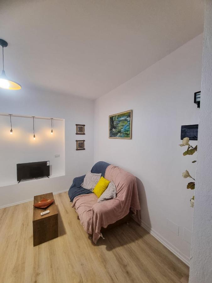 Cozy Apartment In City Center ティラナ エクステリア 写真