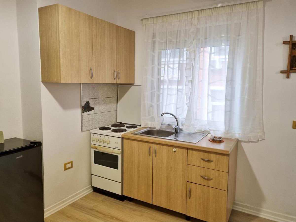 Cozy Apartment In City Center ティラナ エクステリア 写真