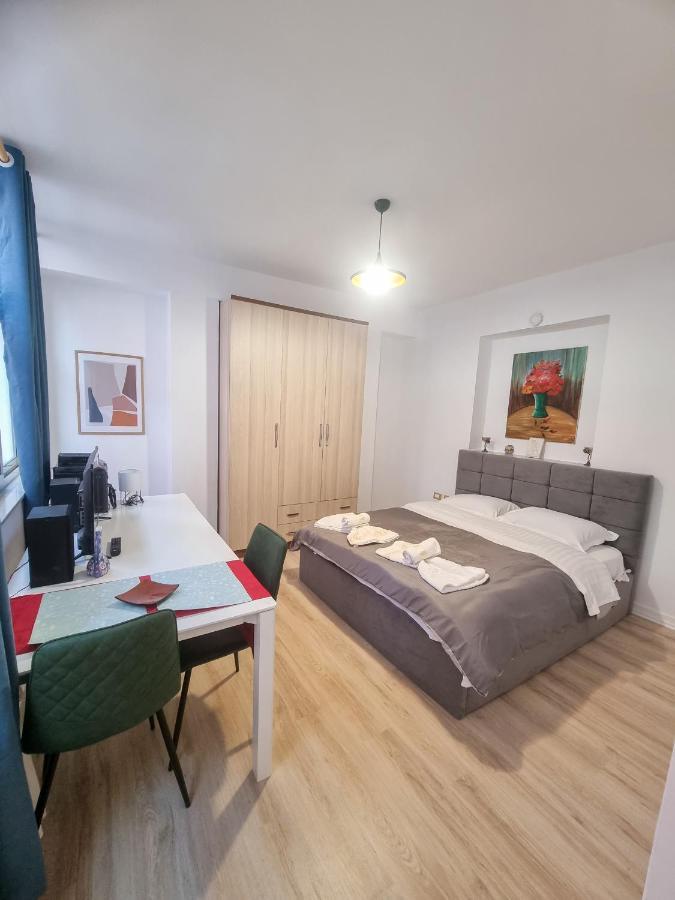 Cozy Apartment In City Center ティラナ エクステリア 写真