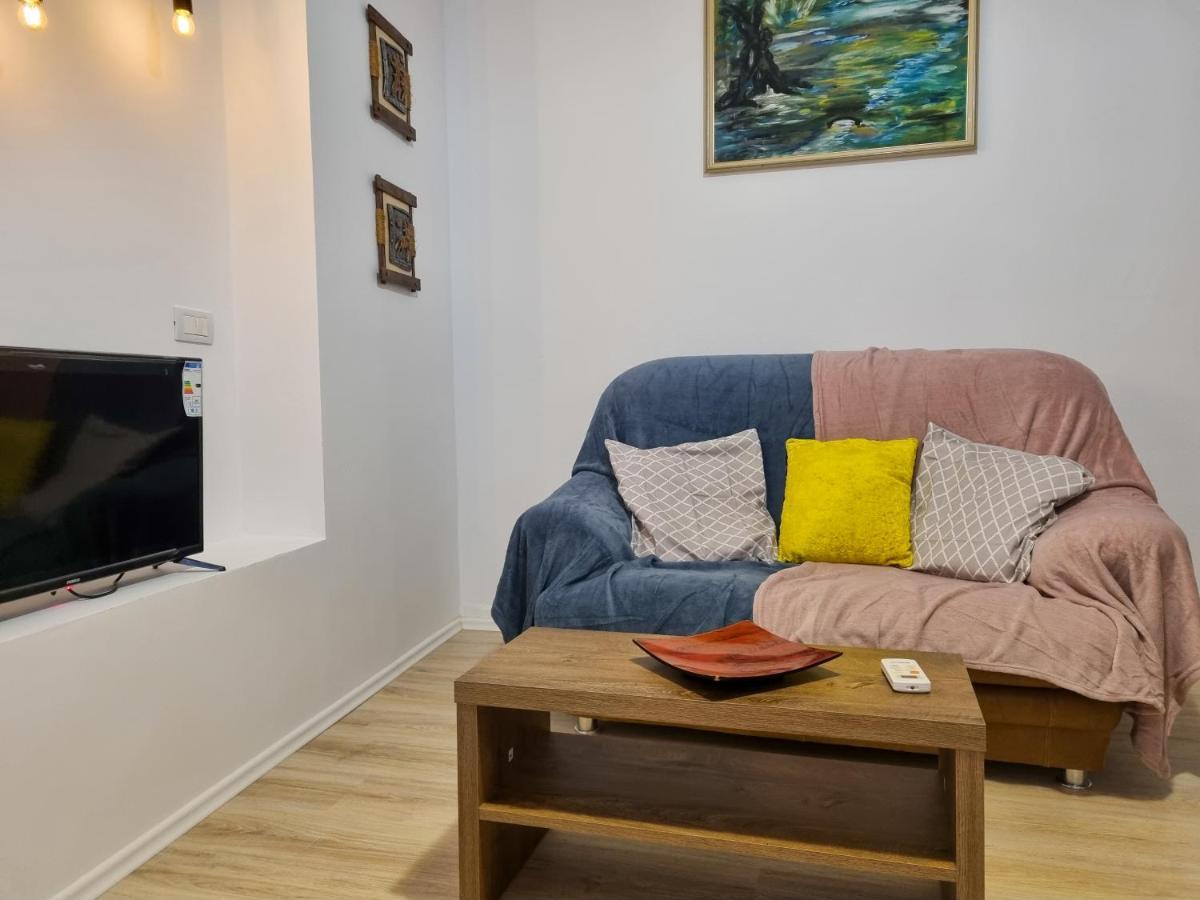 Cozy Apartment In City Center ティラナ エクステリア 写真